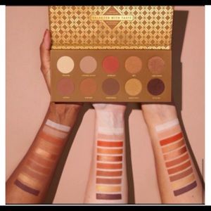 Zoeva Caramel Melange Eyeshadow Palette 10 colors!